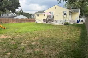 174 Waterview Ave, Belford, NJ 07718 - Photo 13