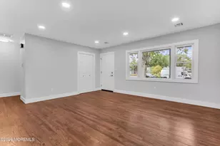 109 Edinburgh Ct, Toms River Township, NJ 08757 - Photo 3