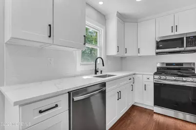 109 Edinburgh Court, Toms River Township, NJ 08757 - Photo 11
