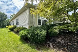 12 Lorenzo Rd, Manchester Township, NJ 08759 - Photo 3