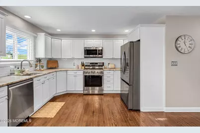 106 Perry Street, Keyport, NJ 07735 - Photo 9