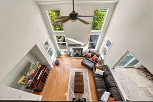 901 Oakley Dr, Freehold, NJ 07728 - Photo 25