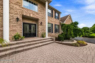 901 Oakley Dr, Freehold, NJ 07728 - Photo 3