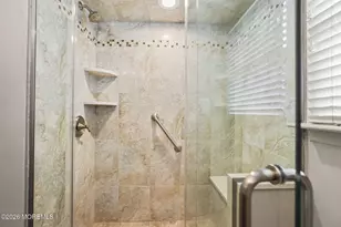 65 Murray Hill Terrace, Marlboro Township, NJ 07746 - Photo 17
