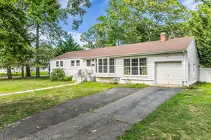 459 Redmond Ave, Oakhurst, NJ 07755 - Photo 3