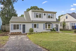 21 Fairway Dr, Toms River Township, NJ 08753 - Photo 1