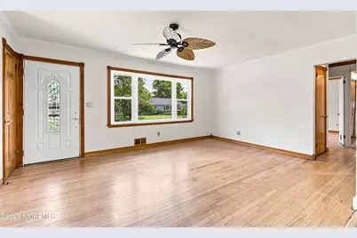 20 Stempler Court, Holmdel, NJ 07733 - Photo 5