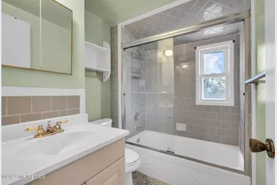 341 Middle Road, Hazlet Township, NJ 07730 - Photo 23