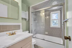 341 Middle Rd, Hazlet Township, NJ 07730 - Photo 23
