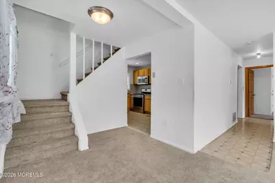 341 Middle Road, Hazlet Township, NJ 07730 - Photo 7