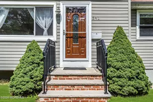 341 Middle Rd, Hazlet Township, NJ 07730 - Photo 3