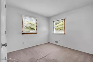341 Middle Rd, Hazlet Township, NJ 07730 - Photo 11