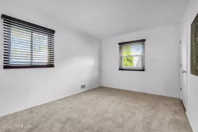 341 Middle Road, Hazlet Township, NJ 07730 - Photo 15