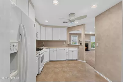 398 Hampton Place, Morganville, NJ 07751 - Photo 7