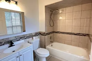 1 Amherst Ct, Freehold, NJ 07728 - Photo 33