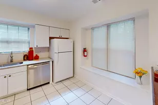 1 Amherst Ct, Freehold, NJ 07728 - Photo 17