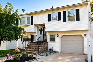 11 Grove St, Middletown, NJ 07748 - Photo 3