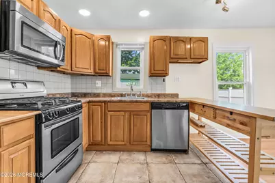 140 7th Street, Hazlet Township, NJ 07734 - Photo 7