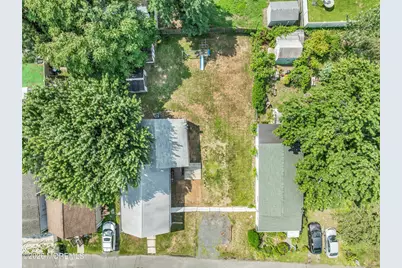 140 7th Street, Hazlet Township, NJ 07734 - Photo 17