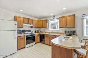 196 Pulaski Blvd, Toms River Township, NJ 08757 - Photo 17