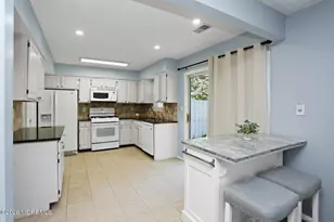 106 Gladiola Dr, Brick, NJ 08724 - Photo 9