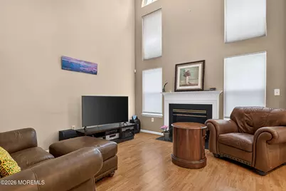 12 Berkshire Court, Manalapan Township, NJ 07726 - Photo 11