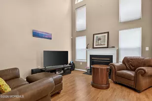 12 Berkshire Ct, Manalapan Township, NJ 07726 - Photo 11