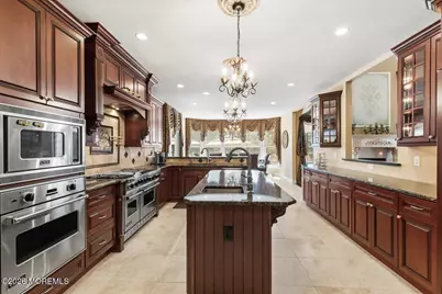 8 Blueberry Hill, Marlboro Township, NJ 07746 - Photo 15
