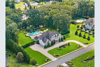 8 Blueberry Hill, Marlboro Township, NJ 07746 - Photo 11