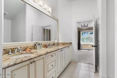 8 Blueberry Hill, Marlboro Township, NJ 07746 - Photo 49