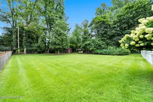 333 Sycamore Ave, Shrewsbury, NJ 07702 - Photo 57