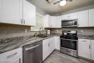 249 Tulip Ln, Freehold, NJ 07728 - Photo 7