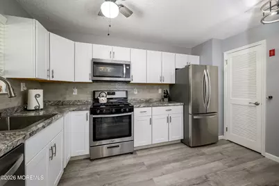 249 Tulip Lane, Freehold, NJ 07728 - Photo 5