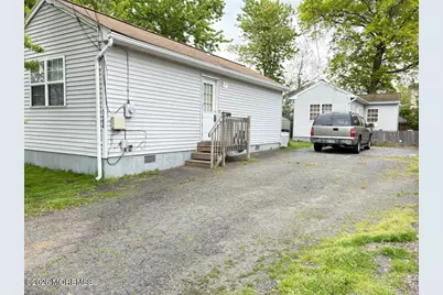 548 Clark Avenue #A, Union Beach, NJ 07735 - Photo 9