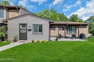 20 Lexington Ct, Red Bank, NJ 07701 - Photo 1
