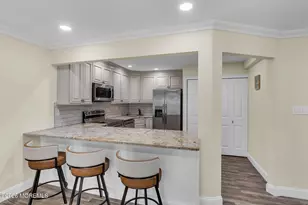 20 Lexington Ct, Red Bank, NJ 07701 - Photo 11