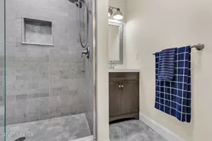 20 Lexington Ct, Red Bank, NJ 07701 - Photo 21
