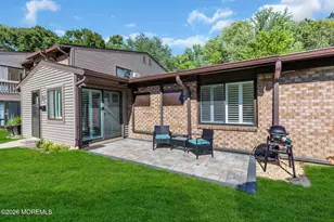 20 Lexington Ct, Red Bank, NJ 07701 - Photo 3