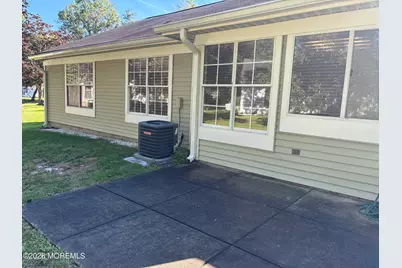 878 Winchester Court #B, Manchester Township, NJ 08759 - Photo 5