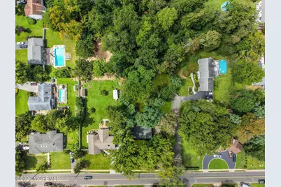 390 Church Street, Belford, NJ 07718 - Photo 47