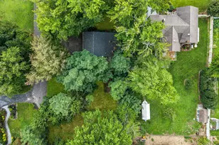 390 Church St, Belford, NJ 07718 - Photo 41