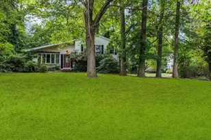 390 Church St, Belford, NJ 07718 - Photo 25