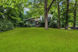 390 Church St, Belford, NJ 07718 - Photo 37