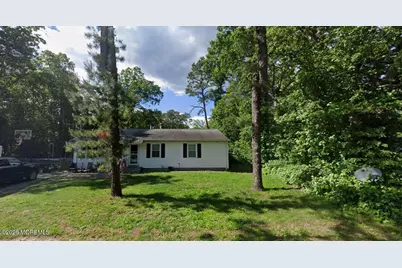 609 Commonwealth Boulevard, Toms River Township, NJ 08757 - Photo 1