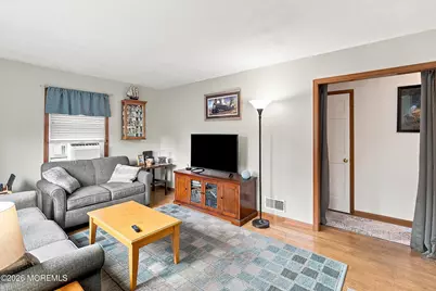 6 Burnham Road, East Brunswick Township, NJ 08816 - Photo 5