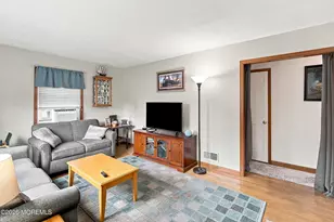 6 Burnham Rd, East Brunswick Township, NJ 08816 - Photo 5