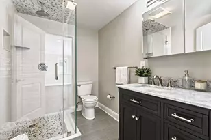 224 Pittenger Pl, Neptune Township, NJ 07753 - Photo 13