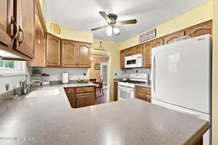 48 Markwood Dr, Howell Township, NJ 07731 - Photo 5