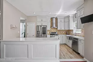 53 Cheyenne St, Tinton Falls, NJ 07712 - Photo 15