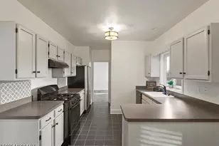 19 Mill Rd, Matawan, NJ 07747 - Photo 9